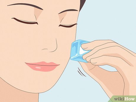 Can we apply ice directly on face ?